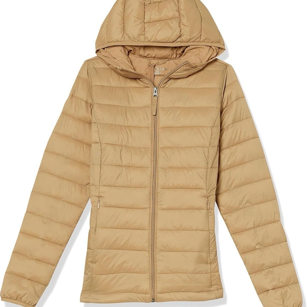 Amazon Essentials Women's Light Brown Puffer Jacket